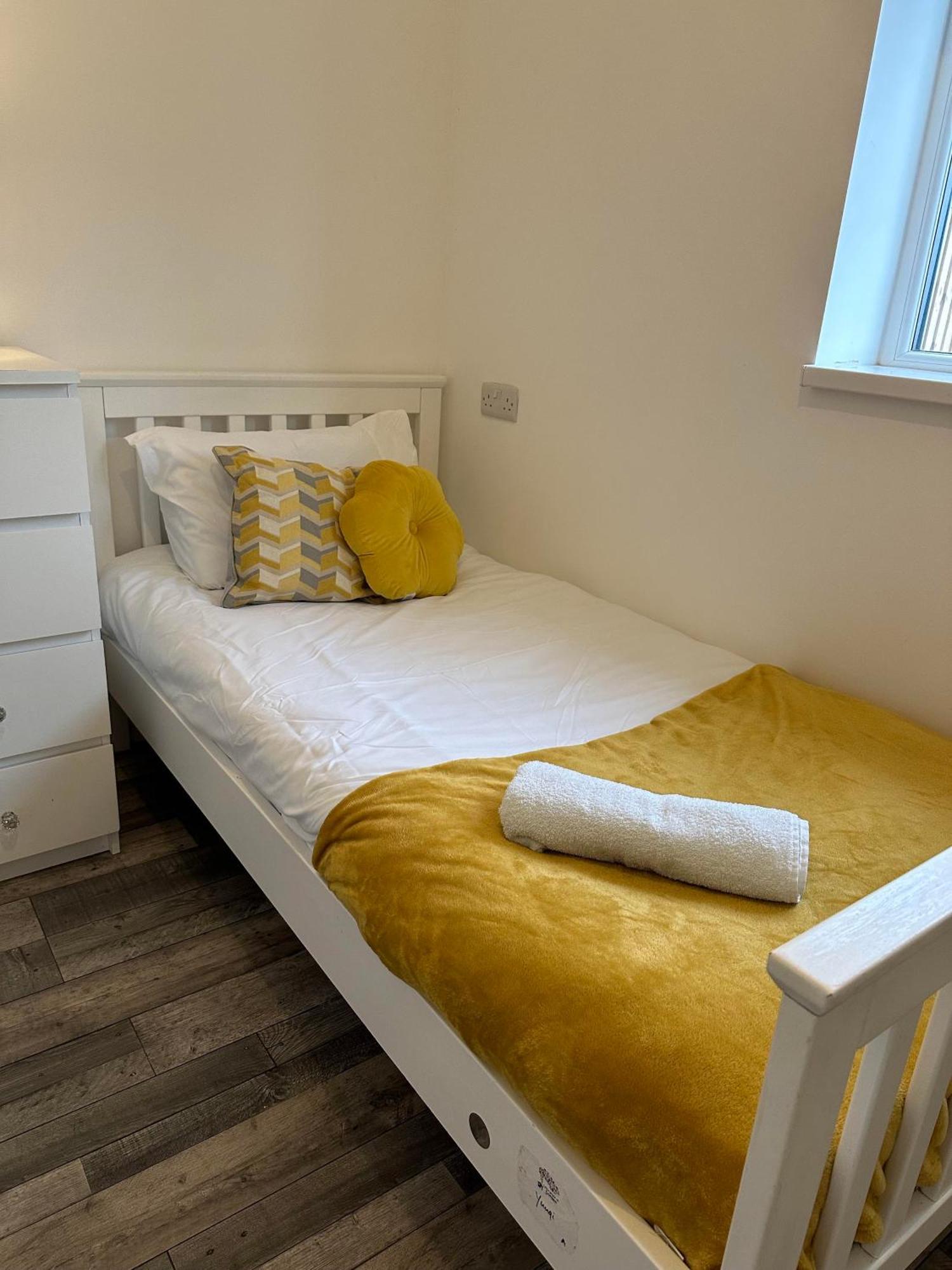 Vakantiehuis Shakespeare House 19 Bedrooms 30 Beds Up To 42 People Derby