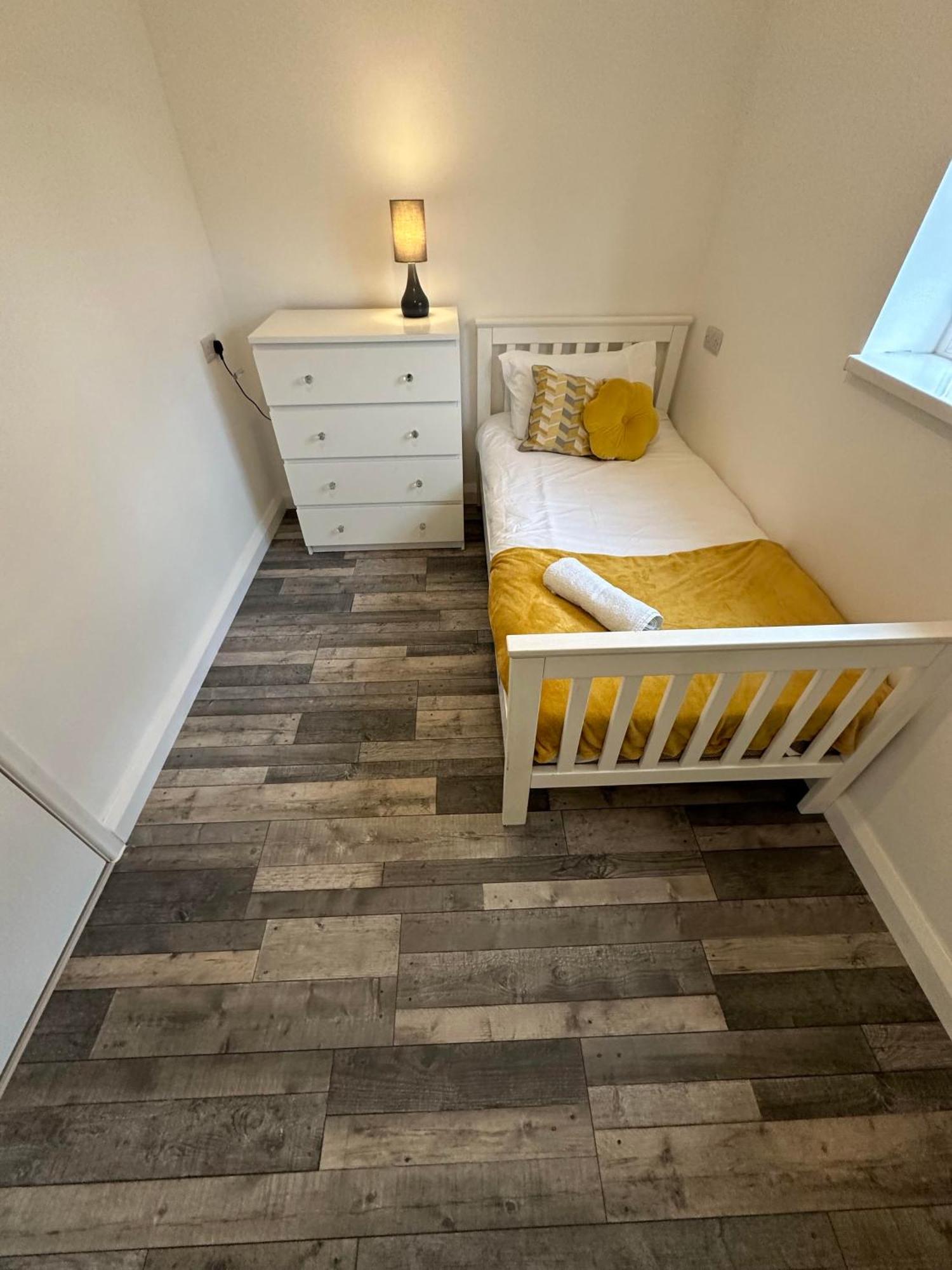 Shakespeare House 19 Bedrooms 30 Beds Up To 42 People Vakantiehuis Derby