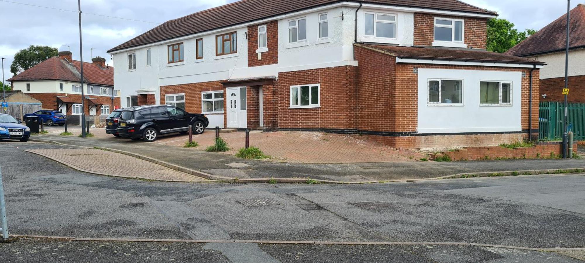 Shakespeare House 19 Bedrooms 30 Beds Up To 42 People Holiday home *